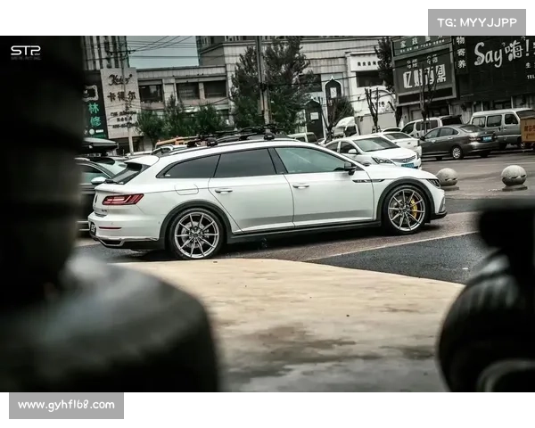 “R”高性能大众CC猎装旅行车,Arteon R Shooting Brake “R”高性能大众CC猎装旅行车,Arteon R Shooting Brake